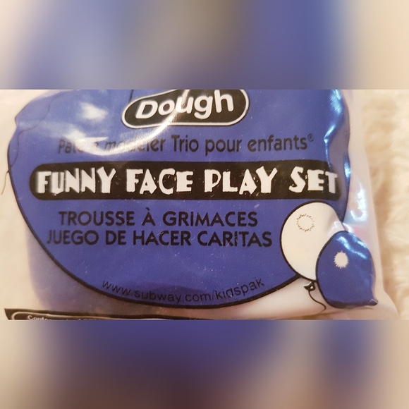 1997 Play-Doh and Mold Tools Cutter Roller Subway Kids Meal Vintage NIP - Picture 7 of 10